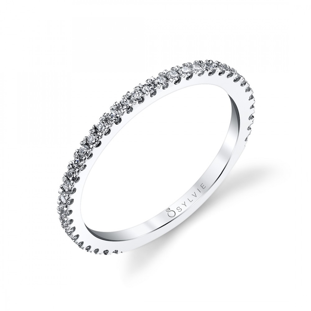 Elegant Diamond Wedding Band