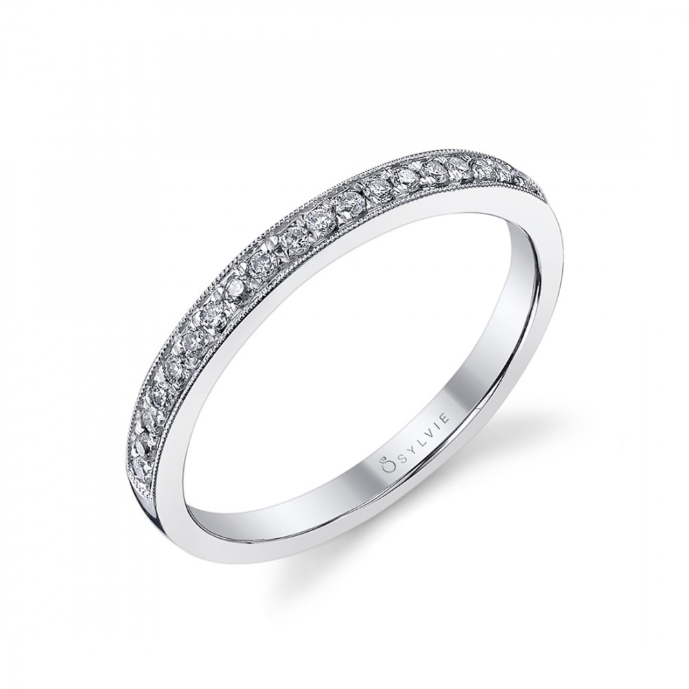Traditional Diamond Wedding Band with Milgrain Accents