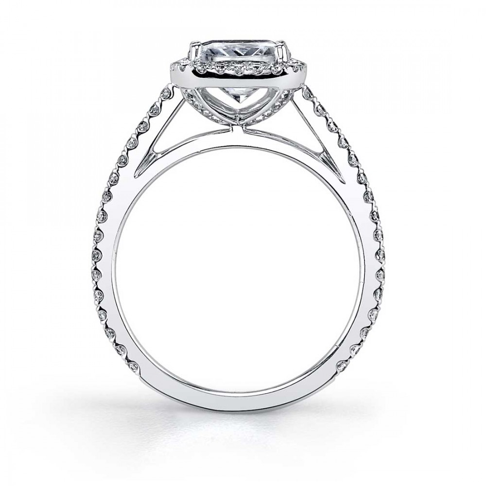 Klara Oval Diamond Engagement Ring with Halo