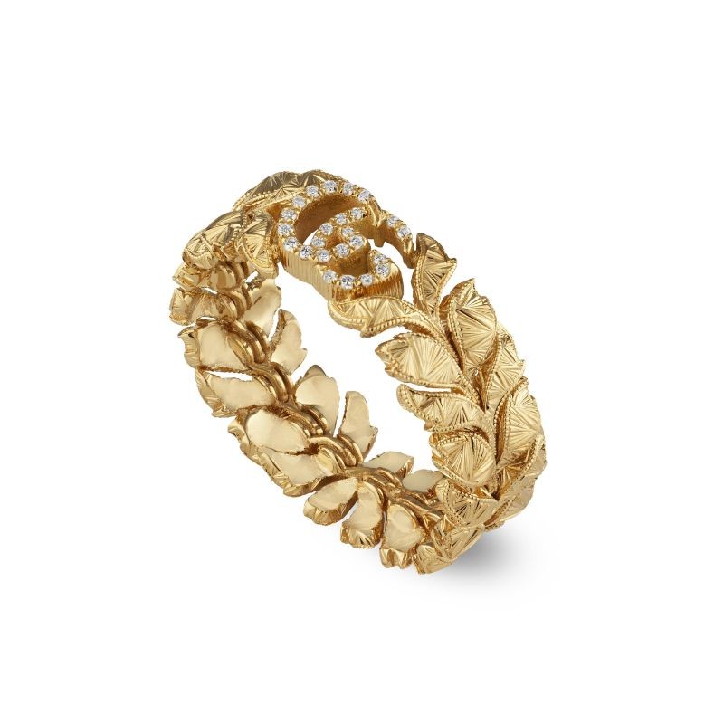 Gucci Flora Ring in Gold and Diamonds