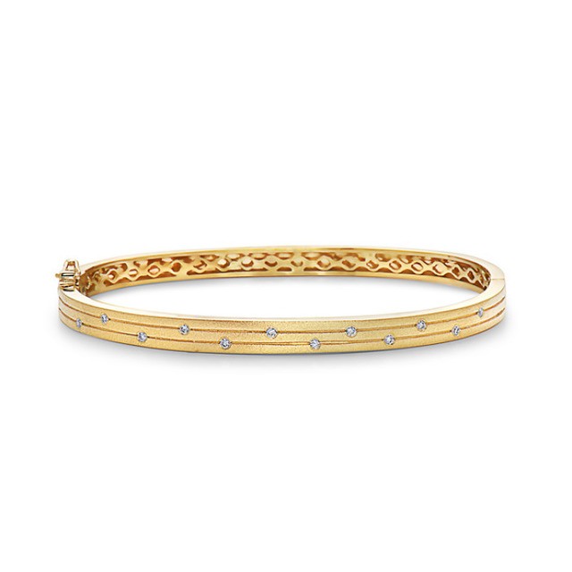 Scattered Diamond Bangle Bracelet