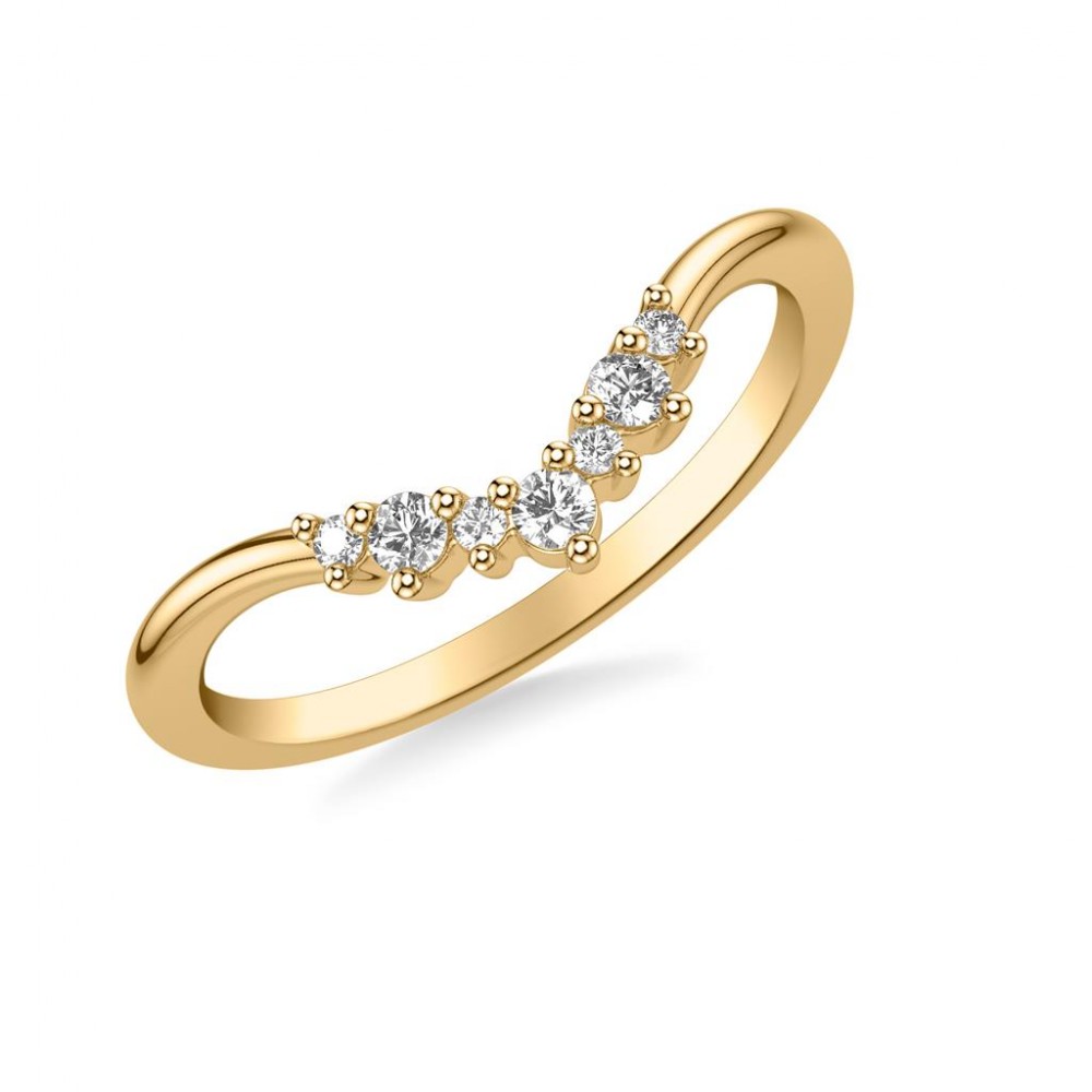 Curved Diamond band with Alternating Diamonds