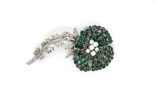 18KWG Emerald Diamond Flower Brooch