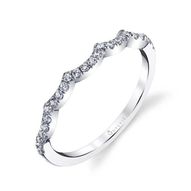 Curved Diamond Wedding Band