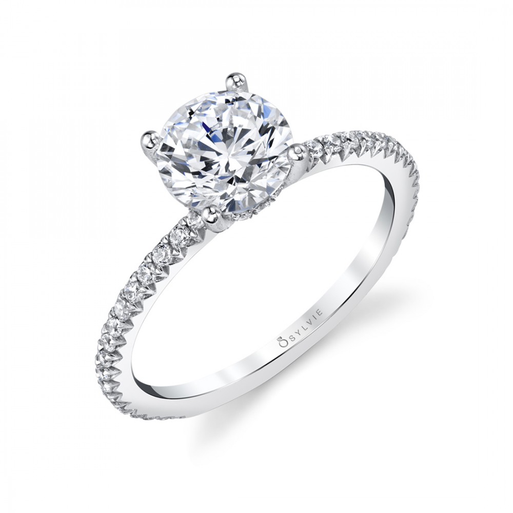 Maryam Classic Round Diamond Engagement Ring