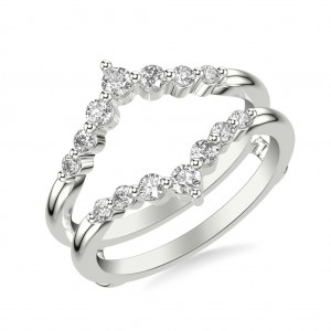 Chevron Shared Prong Diamond Ring Enhancer