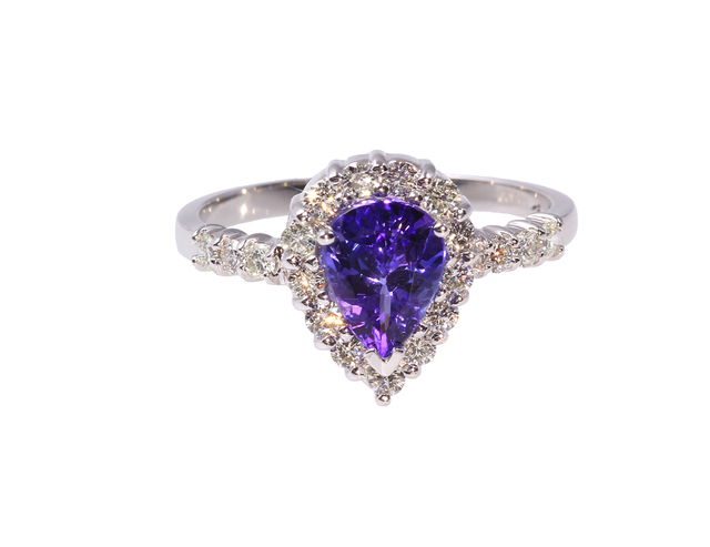 Tanzanite Diamond Ring