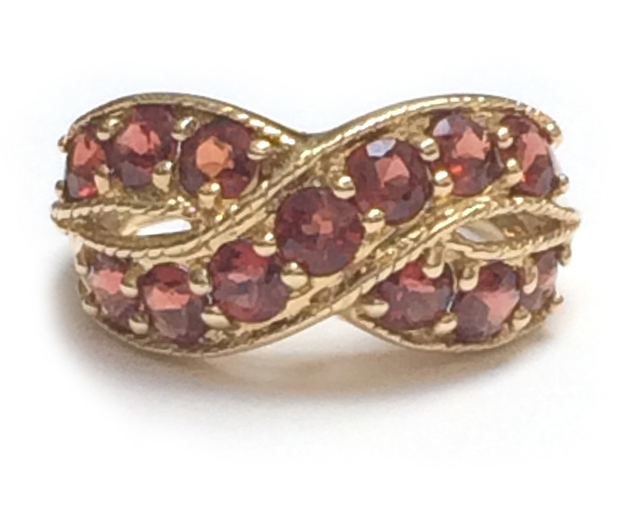 10K Yellow Gold Garnet Ring